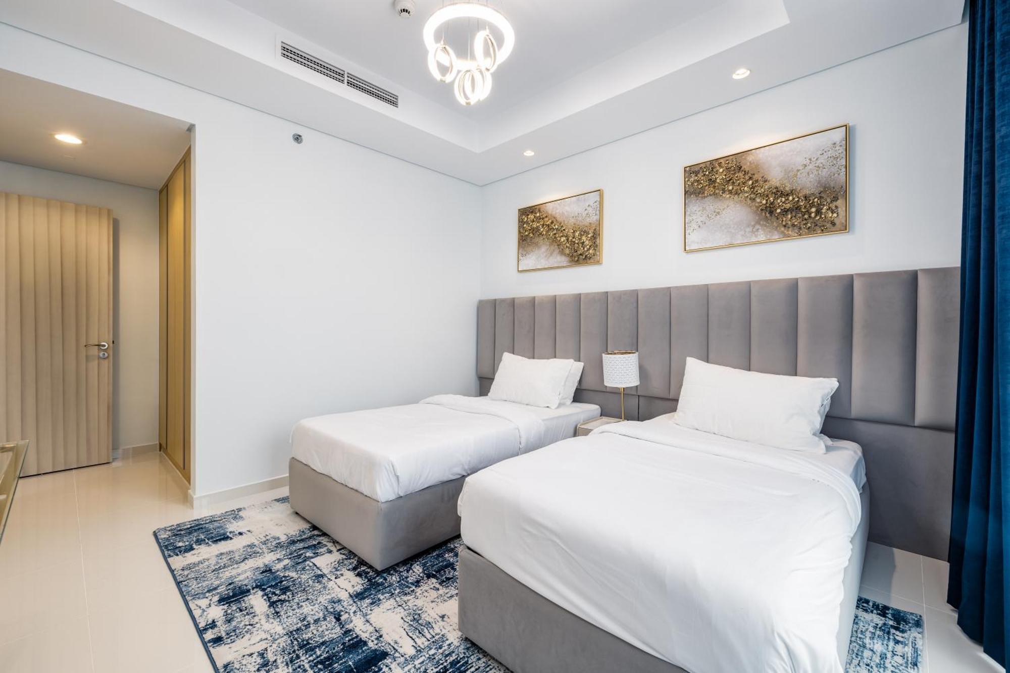 Apartament Aliving Luxe 2Br With Burj Khalifa View Infinity Pool Midtown-4704 Dubaj Zewnętrze zdjęcie